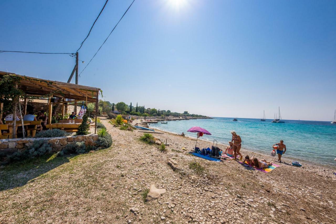 Mare&Karlo Daire Mali Drvenik Dış mekan fotoğraf